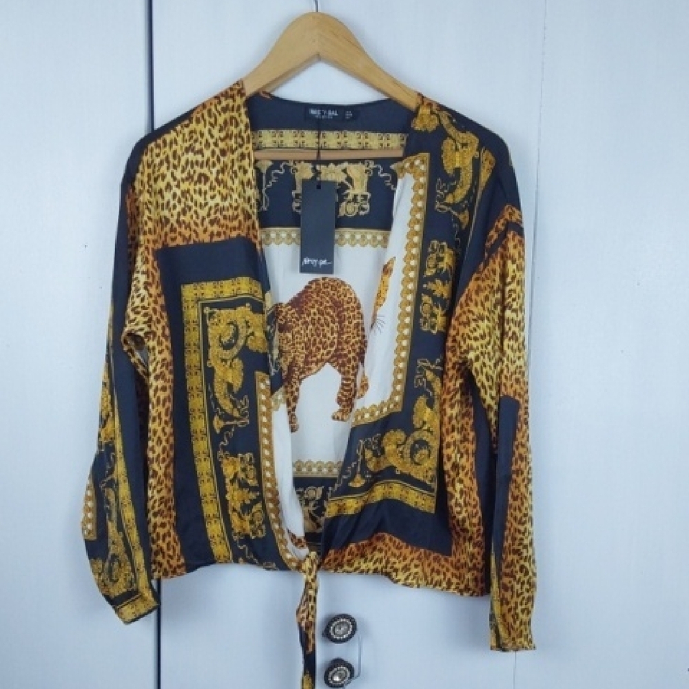 Nasty Gal Chain Print Leopard Tie-Front Blouse Silky Shrug sleeves Sz.4